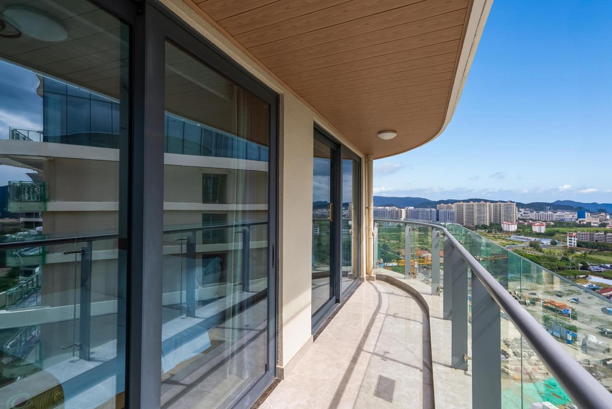 Puhai Sea View Apt By Hailan Tour At Sanya Yazhou Bay#Only 100 Meters To Beach And Sea Swimming Area Eksteriør billede