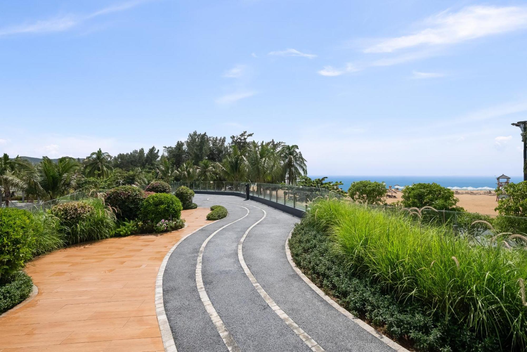 Puhai Sea View Apt By Hailan Tour At Sanya Yazhou Bay#Only 100 Meters To Beach And Sea Swimming Area Eksteriør billede